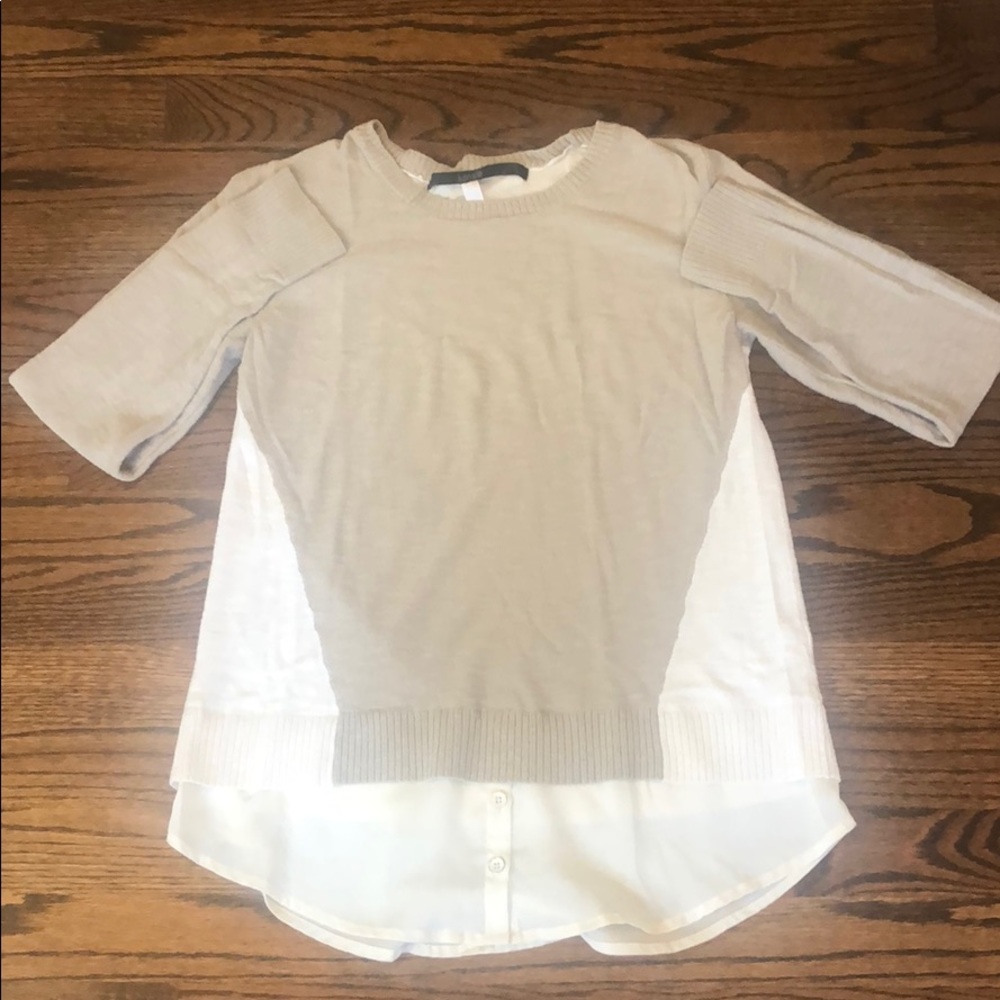 Kensie XS cream and tan 3/4 sleeve sweater.